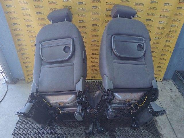 Сиденье переднее CDFHR9 Ford C-Max undefined