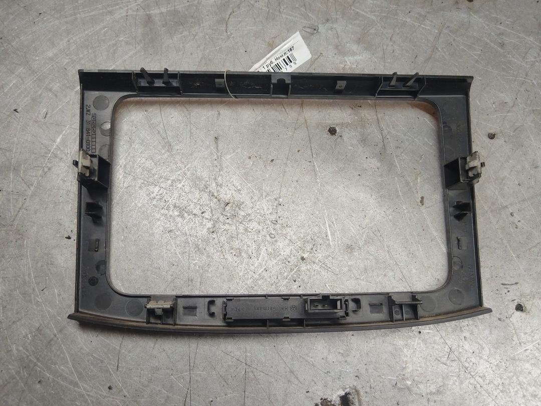 Рамка под магнитолу 34G1A2 Volkswagen Passat купить