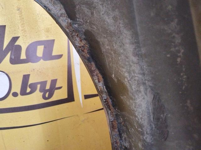 Крыло переднее правое 63R9IS BMW 3 E46 undefined