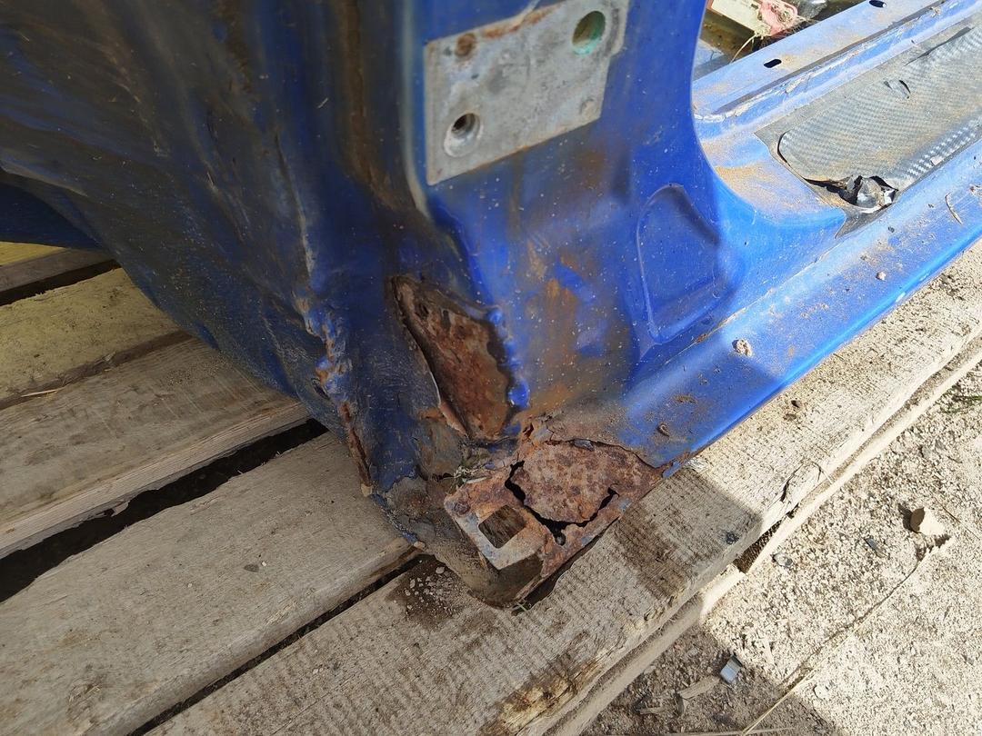 Лонжерон левый QEK41C Volkswagen Golf купить в магазине запчастей бу