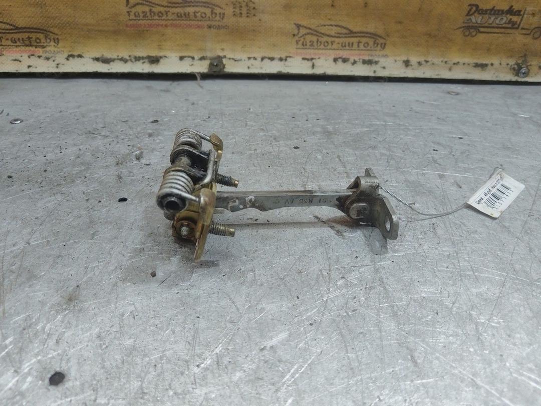 Ограничитель открывания двери передней D9WZ85 Citroen Xsara Picasso - Фото 1