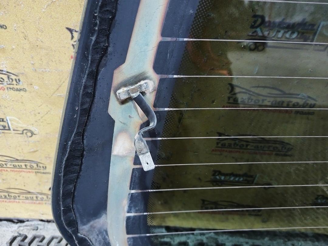 Стекло заднее O6521H Opel Zafira купить в магазине запчастей бу