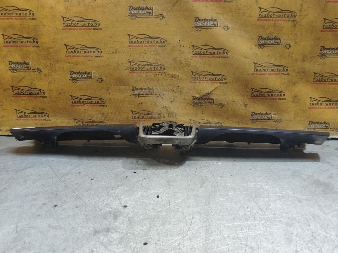 Решетка радиатора Y5ETL5 Peugeot 605 - Фото 2