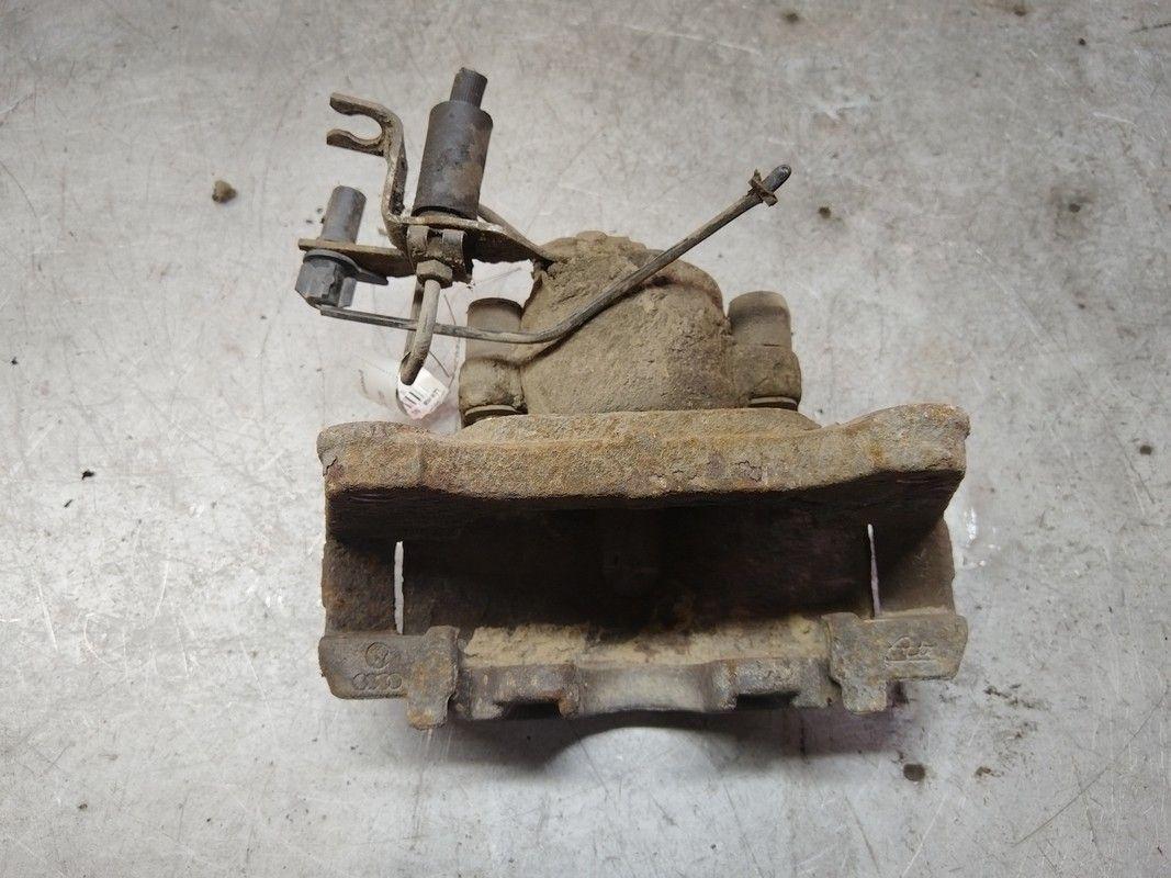 Суппорт передний правый NO1W6J Audi A6 - Фото 4