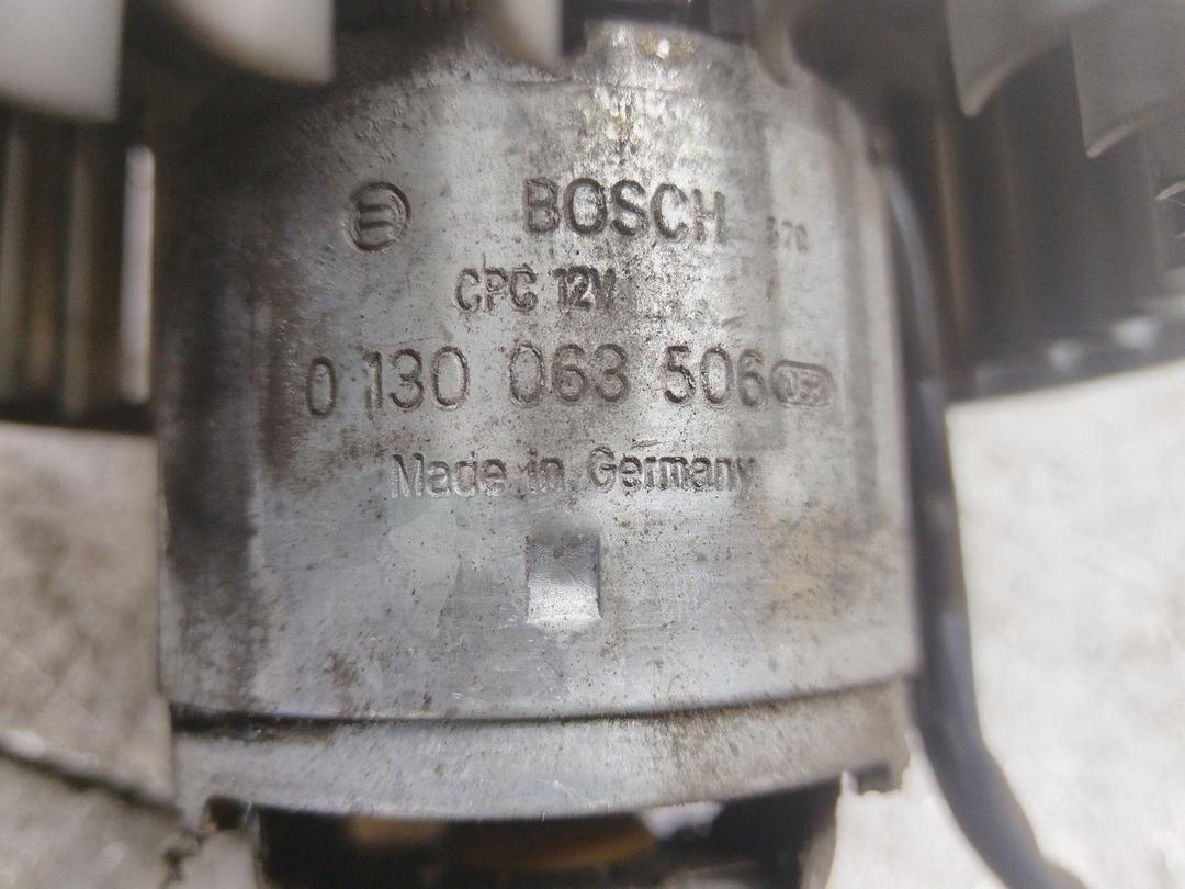 Моторчик печки L64VFQ Renault Espace купить в магазине запчастей бу