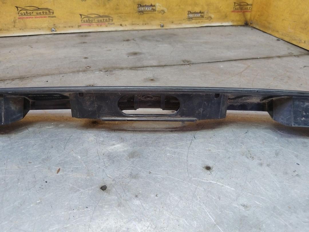 Накладка подсветки номера GVHYNU Citroen Xsara Picasso купить в магазине запчастей бу
