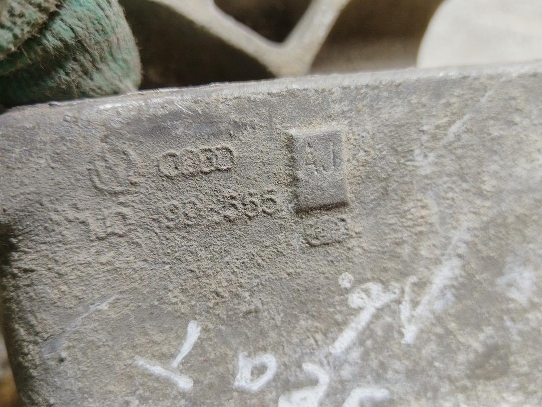 Подушка крепления двигателя SZUXN9 Seat Toledo купить на авторазборке