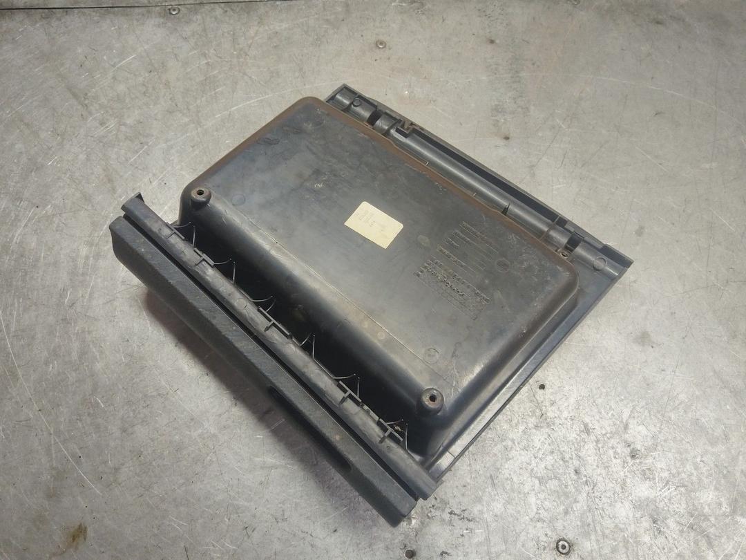 Бардачок LVZS81 Fiat Ulysse - Фото 2