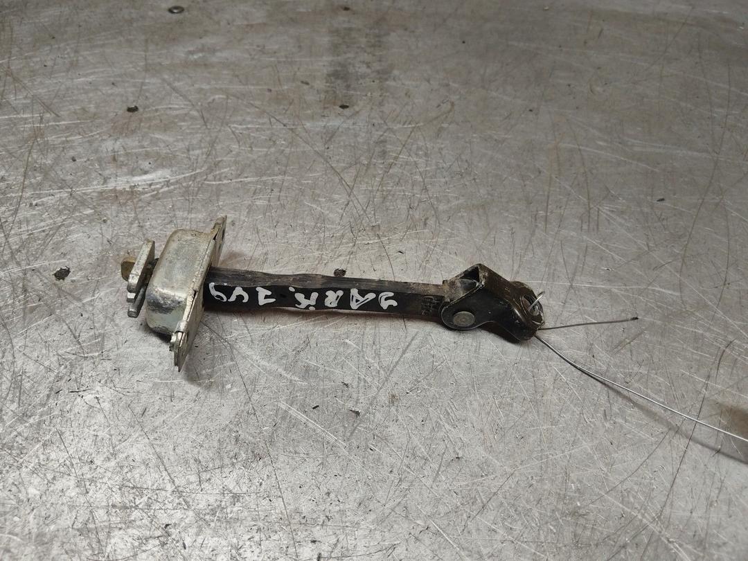 Ограничитель открывания двери задней NVY956 Toyota Yaris Verso