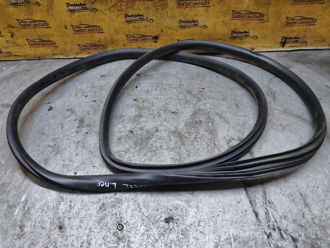 Уплотнитель двери передней левой DIURW5 Hyundai Getz купить в магазине запчастей бу