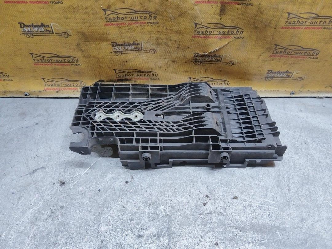 Полка аккумулятора 5L6GBE Ford Mondeo