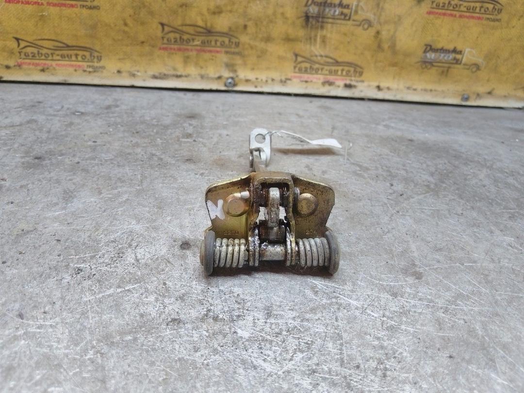 Ограничитель открывания двери задней 15FC4A Peugeot 307 купить в магазине запчастей бу