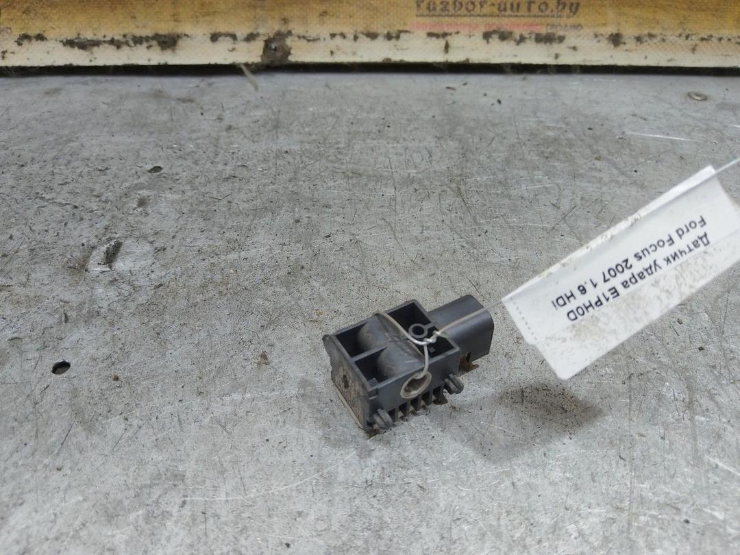 Датчик удара E1PH0D Ford Focus - Фото 2