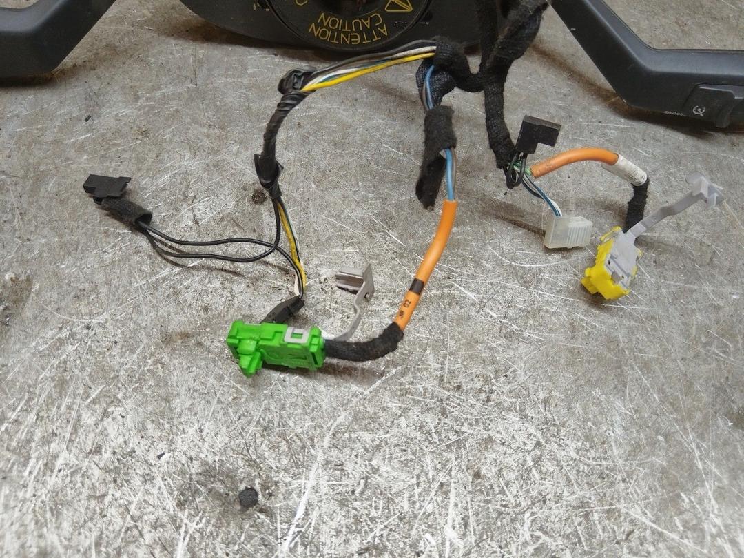 Переключатель подрулевой (стрекоза) GBZAYA Saab 9-3 купить на авторазборке