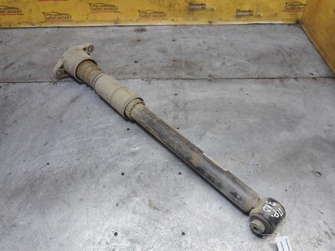 Амортизатор задний правый IM213F Volkswagen Passat