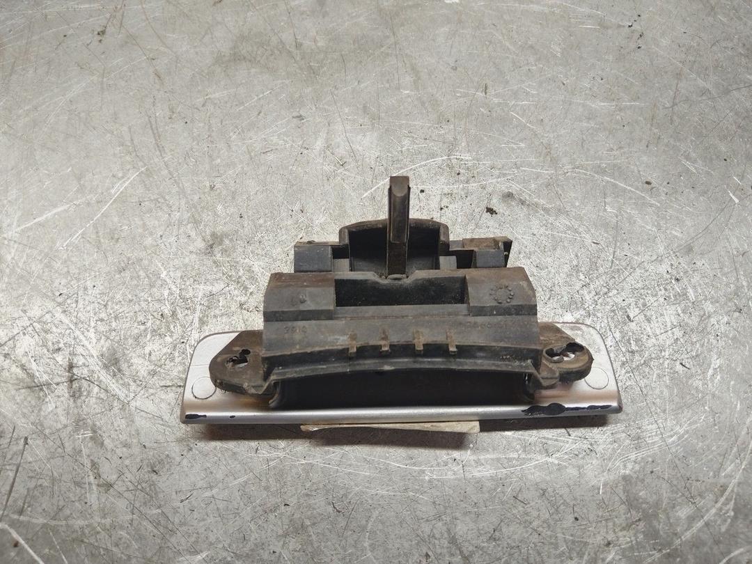 Ручка наружная задняя правая ZEP915 Peugeot 306 купить