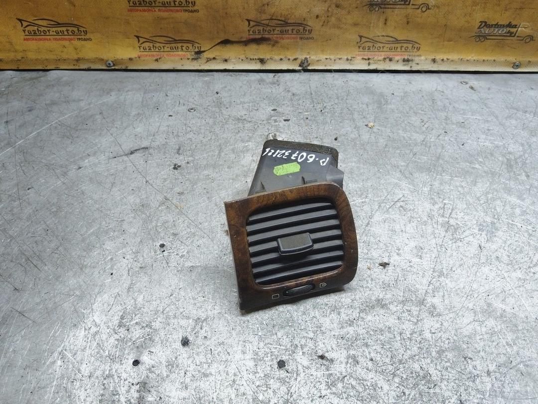 Дефлектор обдува салона E6QJ4N Peugeot 607