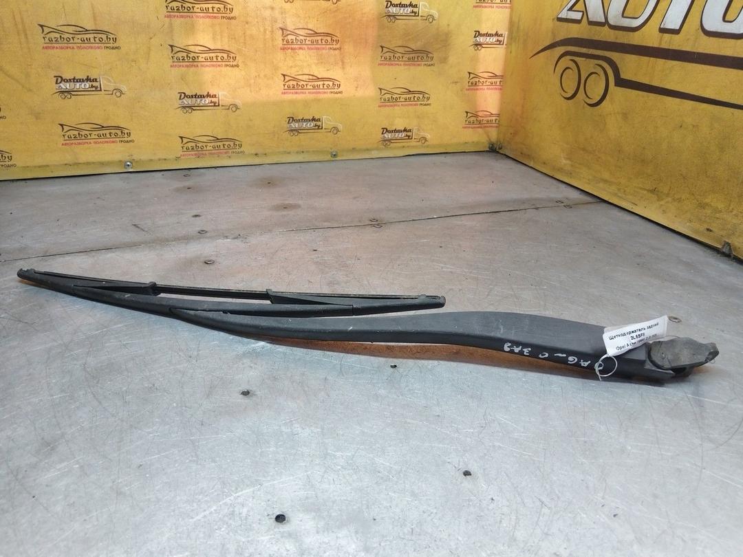 Щеткодержатель задний 2L5SF8 Opel Astra