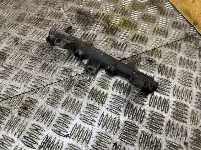 Топливная рампа 9UCFMN Peugeot 206 - Фото 1