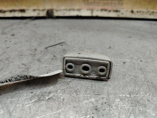 Крепление (крючок) солнцезащитного козырька F03RRW Seat Arosa - Фото 3