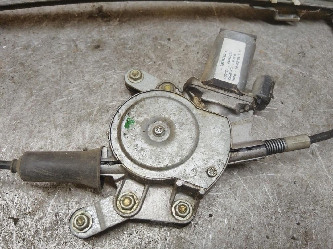 Стеклоподъемник электрический передний левый 9K0O0X Fiat Palio купить в магазине запчастей бу