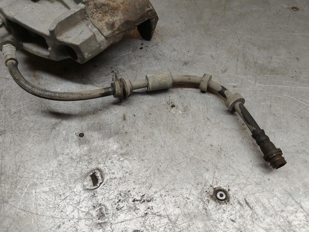 Суппорт передний правый 5Y9590 Volvo XC70 - Фото 6