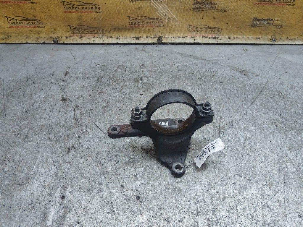 Кронштейн полуоси LCZY1F Ford Galaxy - Фото 1