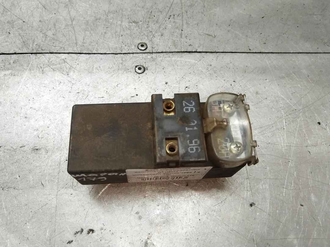 Блок управления вентилятором радиатора G1U6M4 Volkswagen Sharan