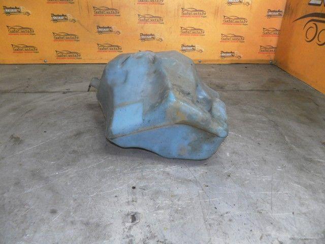 Бачок омывателя J6D13O Volkswagen Passat купить в магазине запчастей бу