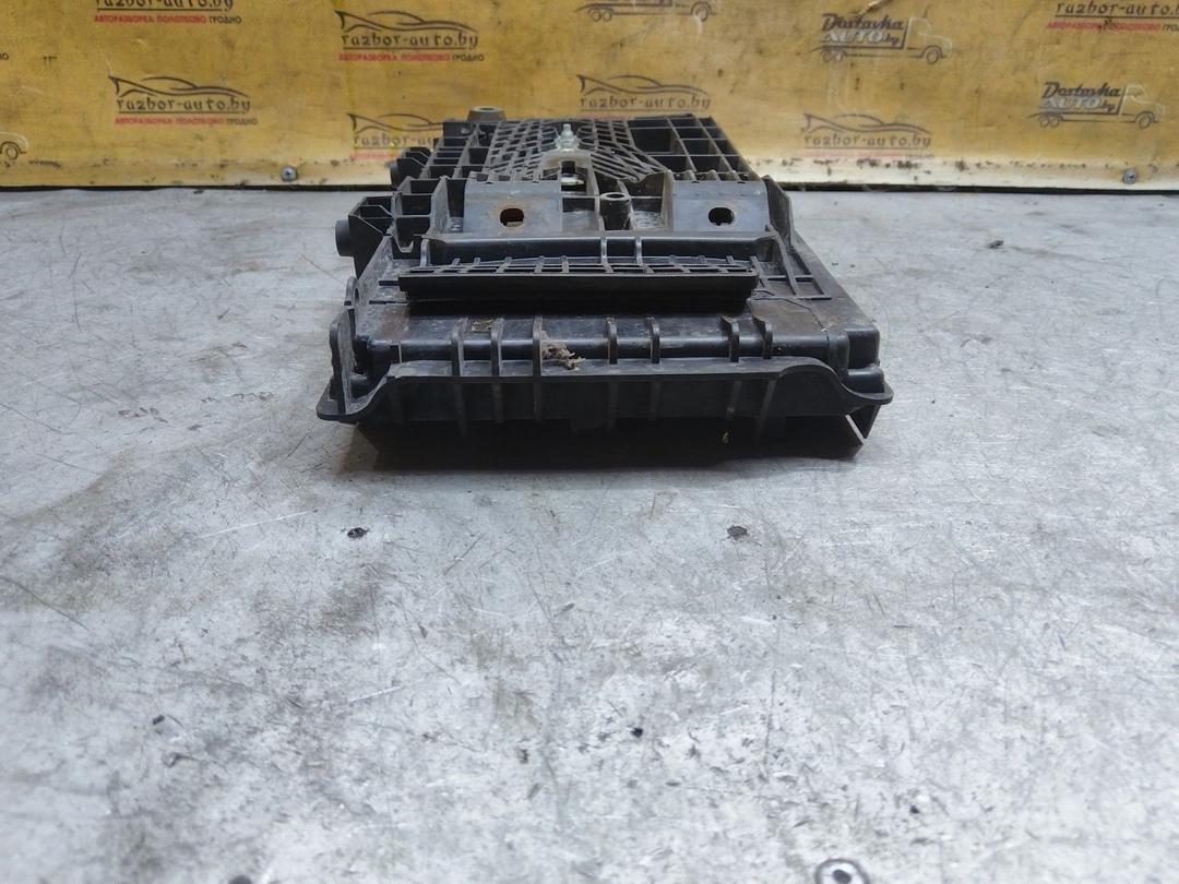 Полка аккумулятора ZMXG7Z Ford Galaxy купить с доставкой