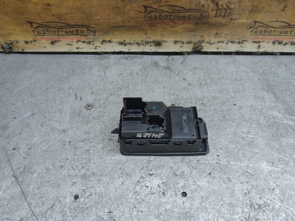 Кнопка стеклоподъемника переднего правого ZTF3IA Opel Insignia - Фото 3