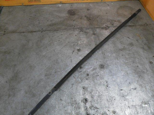 Молдинг стекла двери передней левой наружный 8T3E9S Fiat Stilo купить