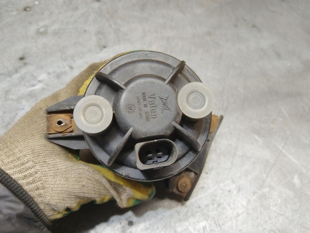 Фара противотуманная правая DOLO37 Ford Galaxy купить с доставкой