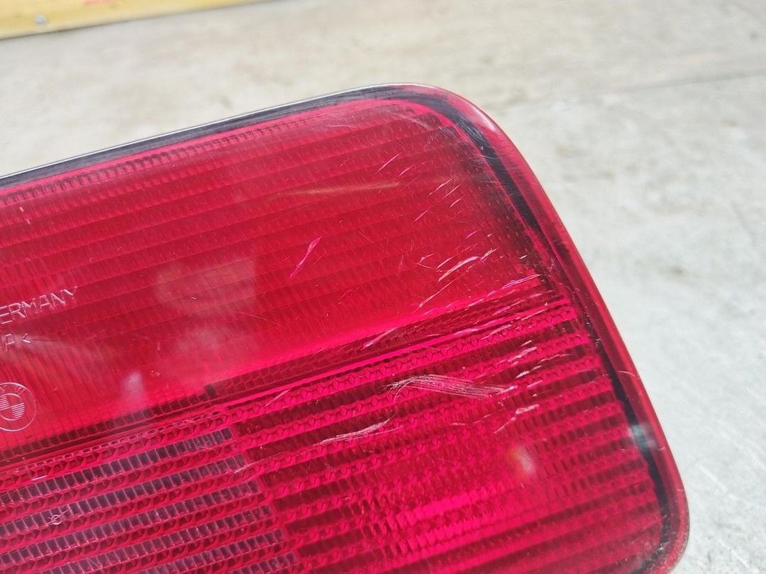 Фонарь крышки багажника левый C7AP42 BMW 5 E39 - Фото 2