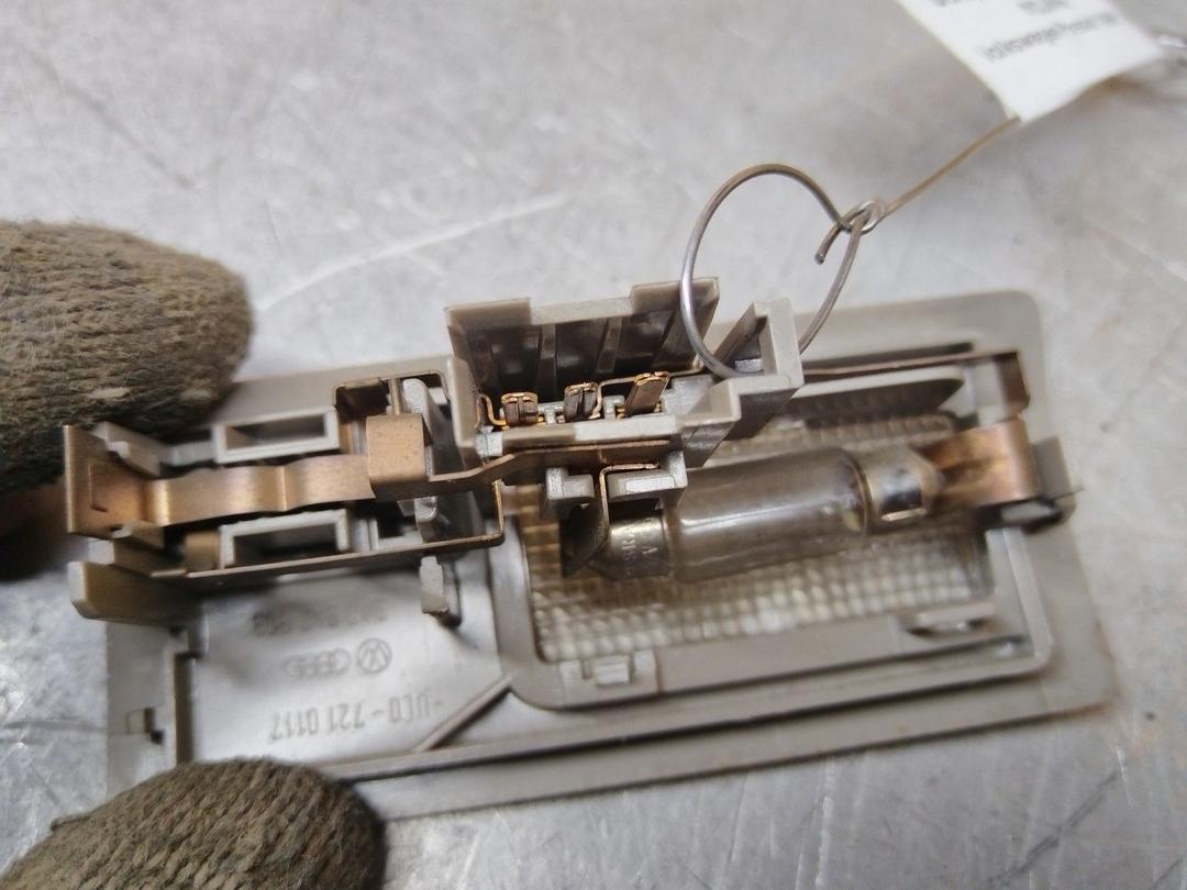 Фонарь салона (плафон) 61DJME Volkswagen Passat - Фото 3