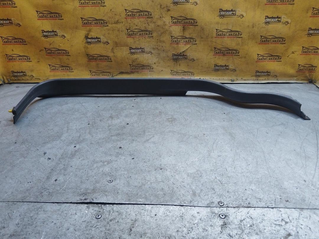 Накладка на порог внутренняя передняя правая PEK8U0 Volvo S60