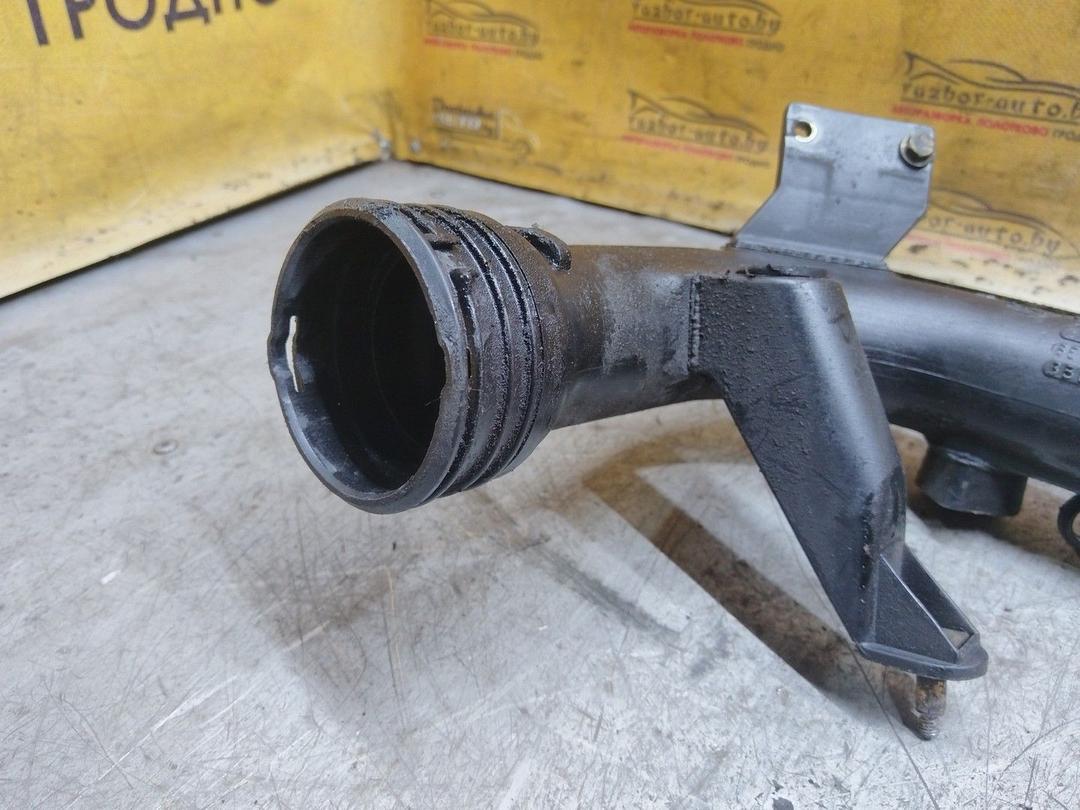 Патрубок турбины 76JU3B Volkswagen Passat - Фото 2