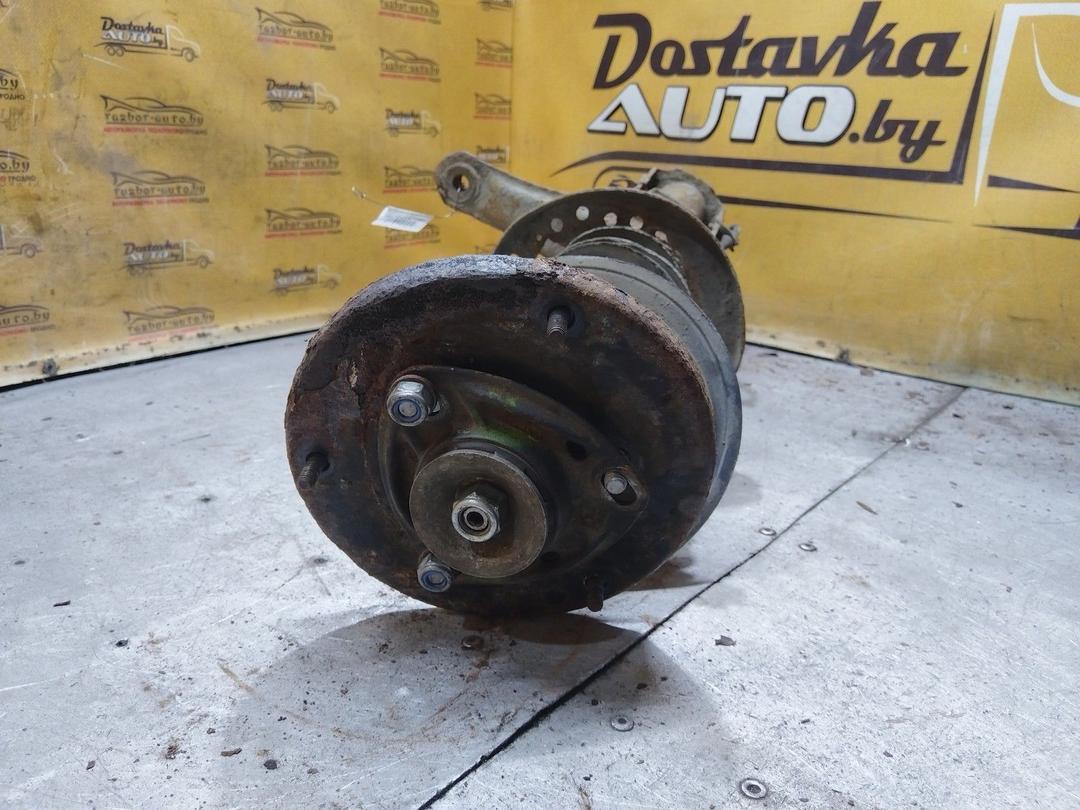 Кулак поворотный левый LSGIM2 Audi 100 купить в магазине запчастей бу