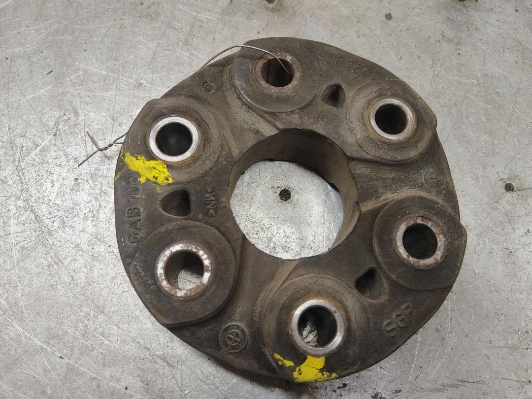 Муфта кардана B2GHXN BMW 5 E39 купить