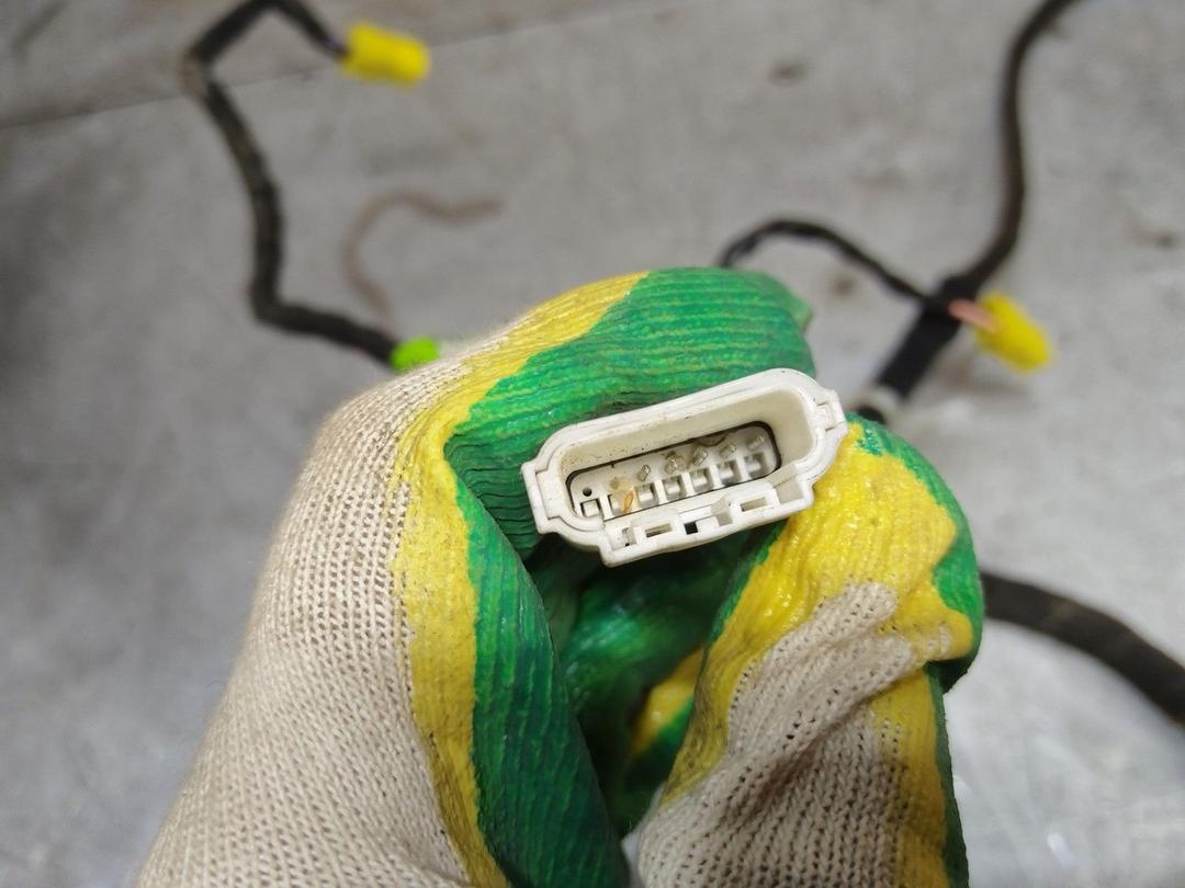 Проводка двери передней правой J62U84 Alfa Romeo 147 купить с доставкой