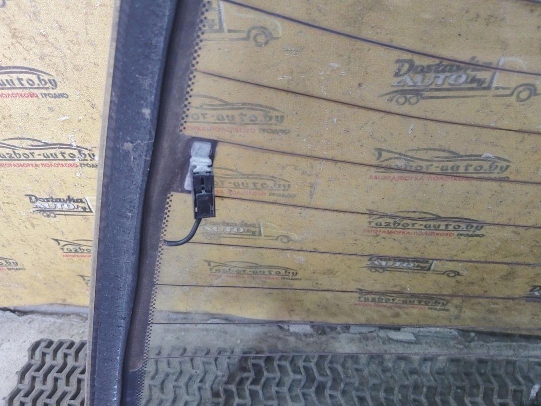 Стекло заднее QQ0TK3 Ford Escort купить в магазине запчастей бу