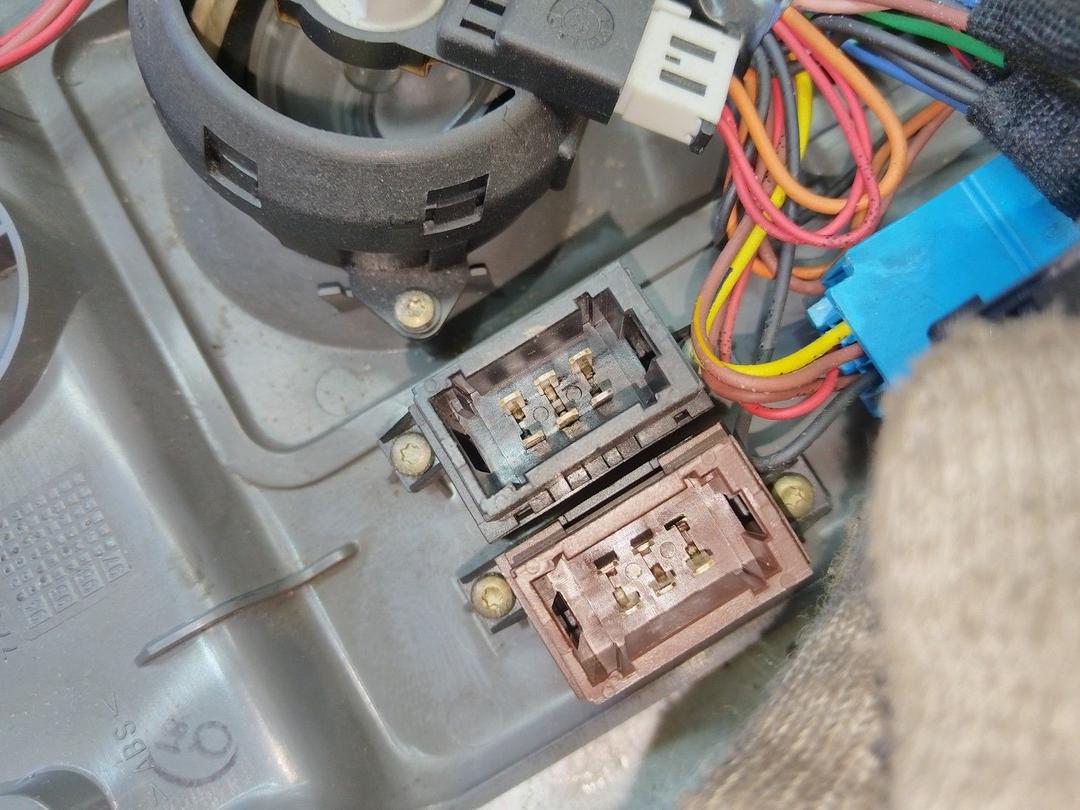 Фонарь салона (плафон) XWIU43 Renault Safrane - Фото 10