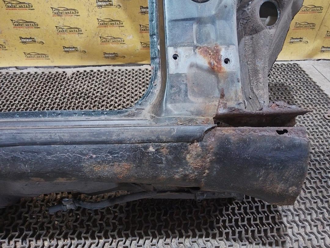 Стойка кузовная передняя правая HS92AO Audi 100 купить на авторазборке