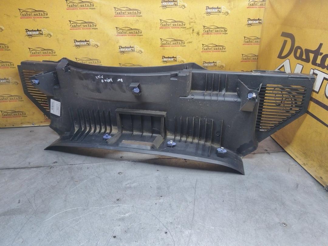 Накладка замка багажника AUM4BP Opel Astra купить с доставкой