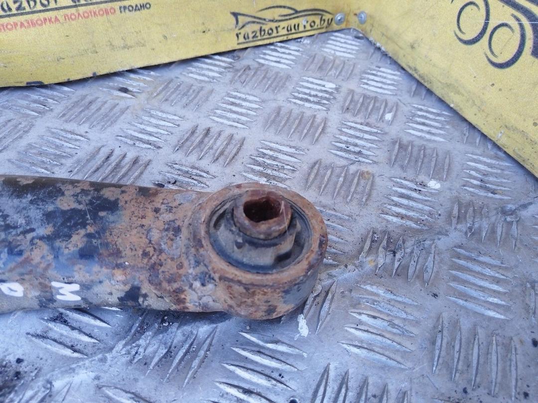 Рычаг передний левый SIN4CV Mazda Premacy undefined