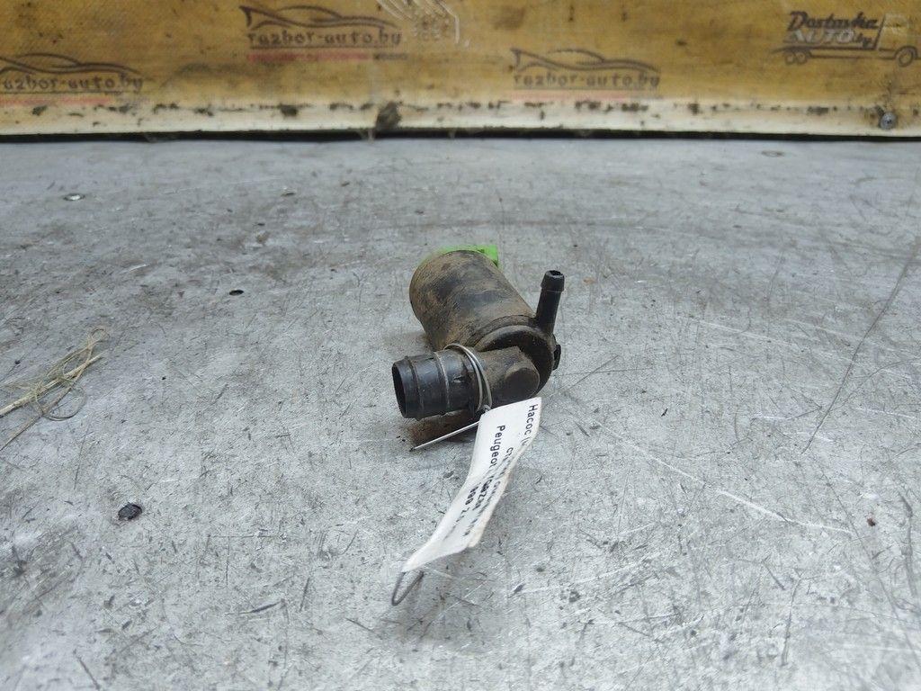 Насос (моторчик) омывателя стекла YQ9Z86 Peugeot 406 - Фото 4