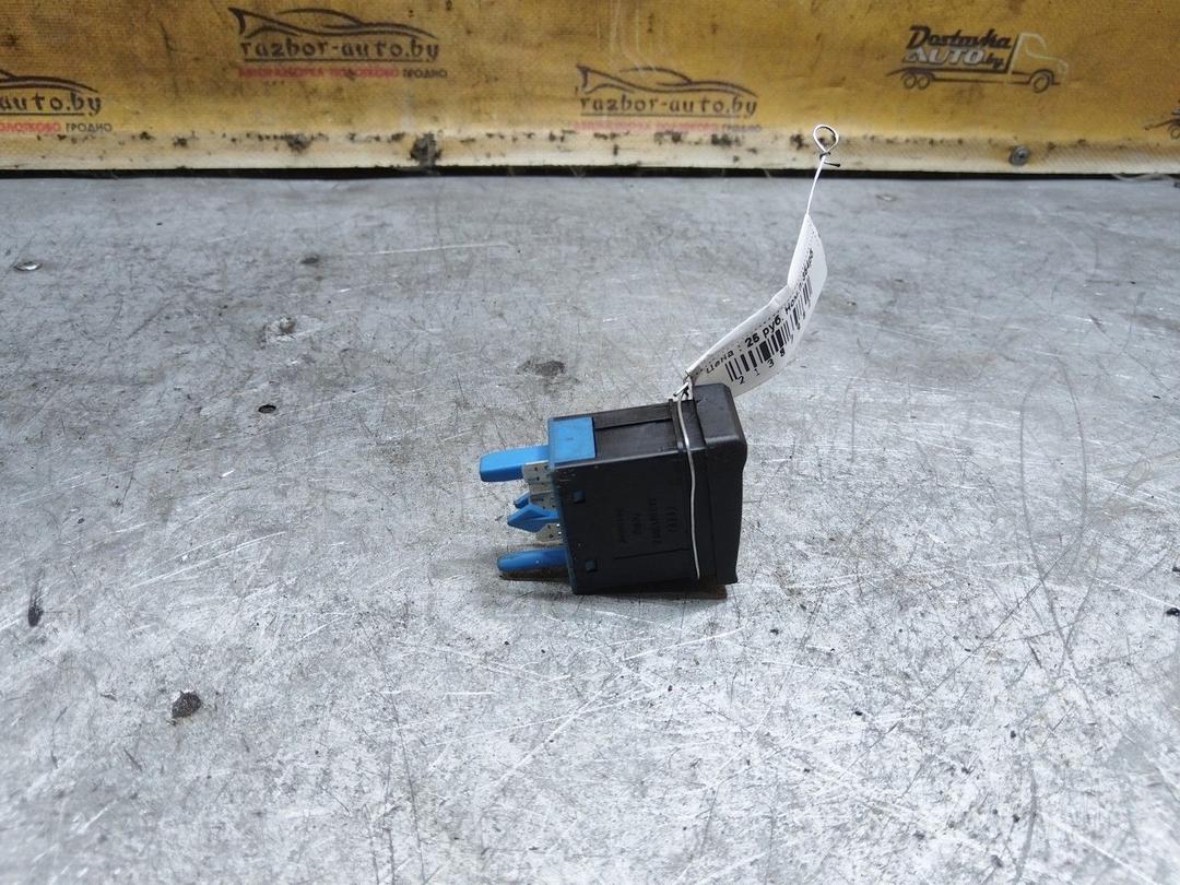 Кнопка корректора фар I4O7JP Audi 100 купить