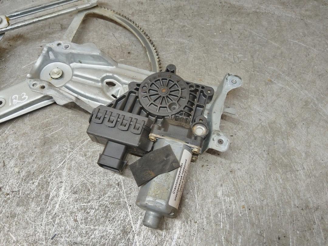 Стеклоподъемник электрический передний левый 0AKI0J Opel Zafira купить