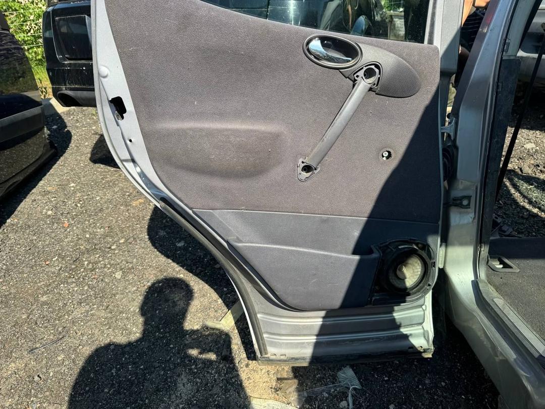 Ручка внутренняя задняя левая YLPSNF Mercedes A W168 купить