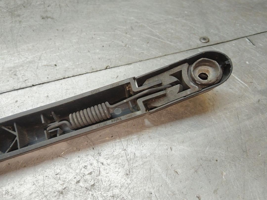 Щеткодержатель задний 6MHM2W Citroen C5 купить с доставкой